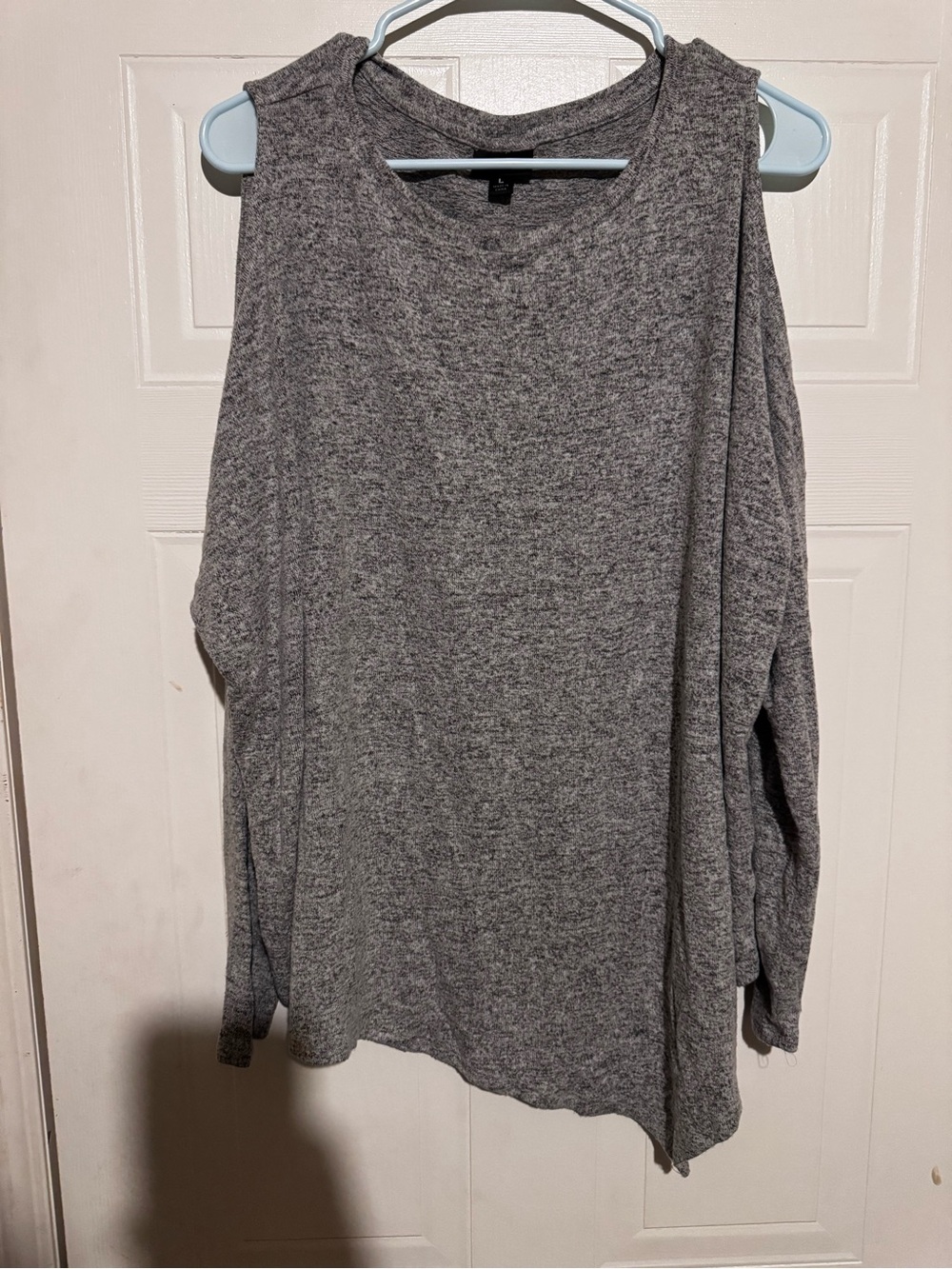 🩶 Mossimo Cold Shoulder Knit Top | Size Large